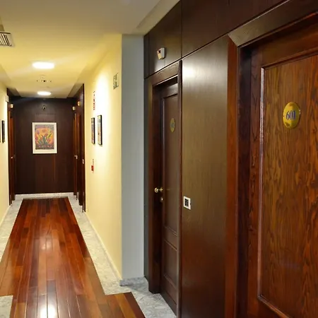 ホテル Alda El Suizo