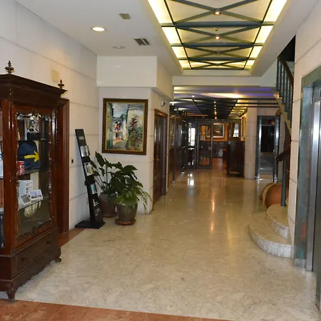 Alda El Suizo فندق