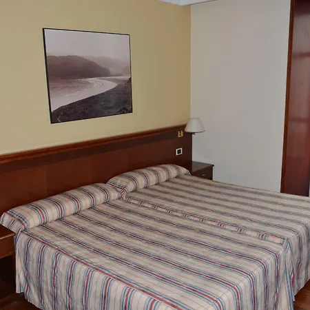 ホテル Alda El Suizo 3*