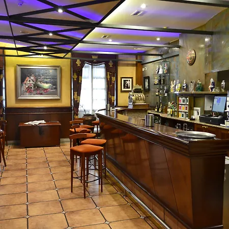 Alda El Suizo ホテル フェロル