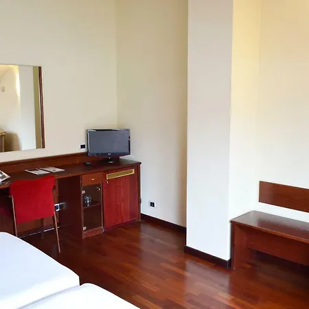 Alda El Suizo ホテル フェロル