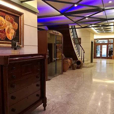 Hotel Alda El Suizo 3*